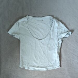 Abercrombie & Fitch Cream Fitted Crop T-Shirt